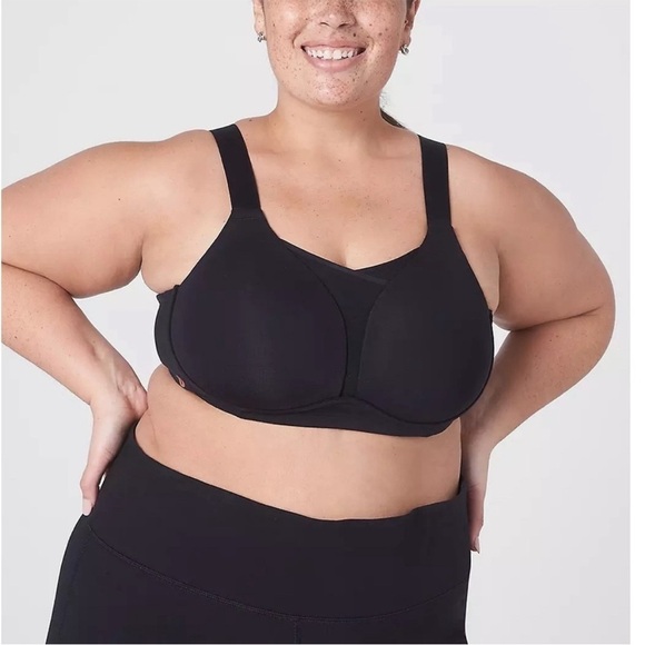 Livi Active by Lane Bryant Molded No Wire Mesh Back Sports Bra - Picture 1 of 7